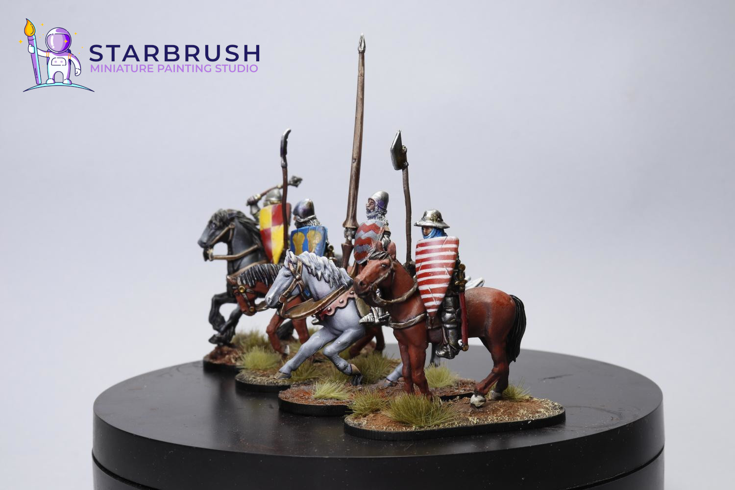 Miniaturas medievales siglos XII–XIV — escudos con freehand heráldico