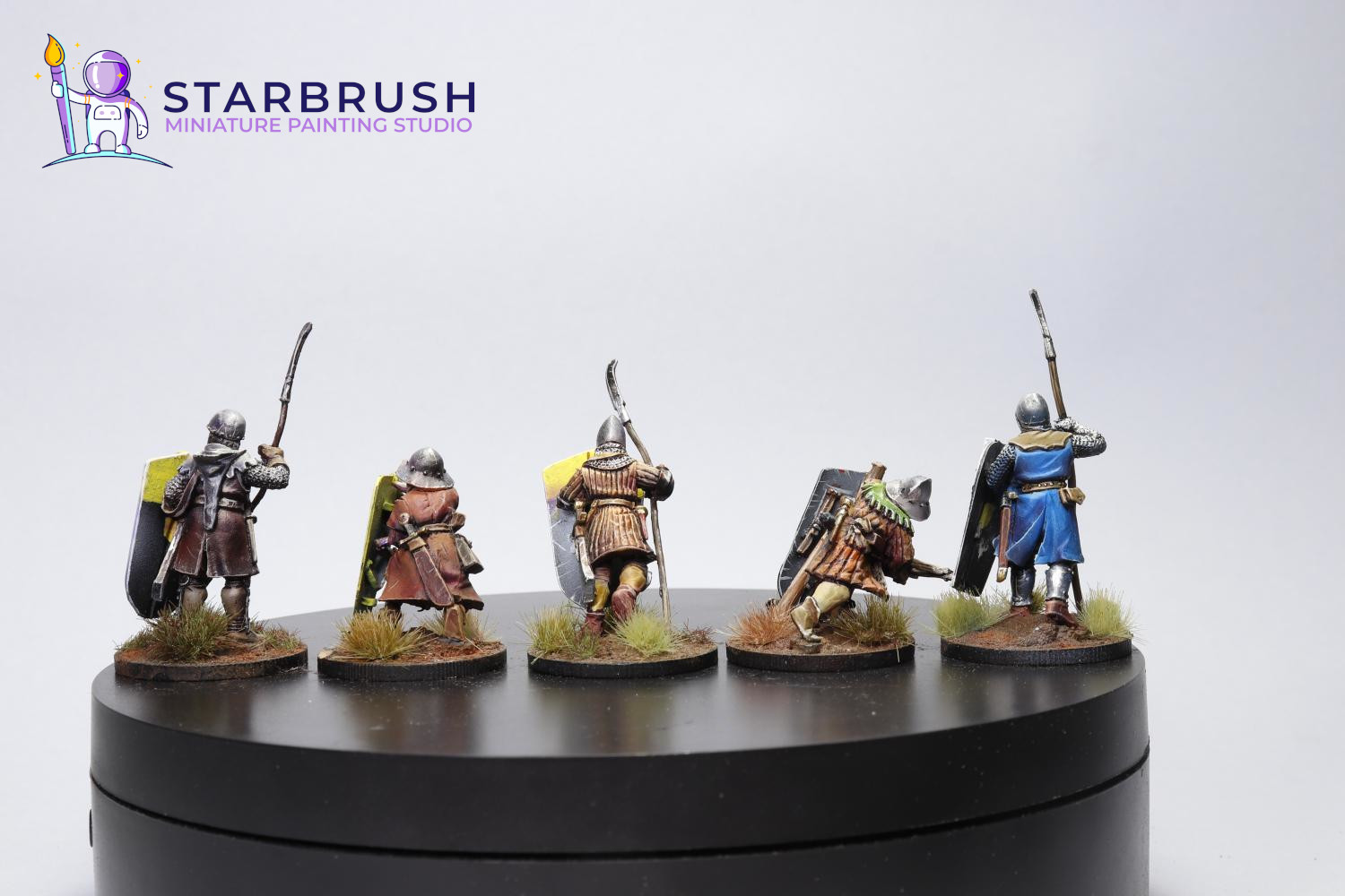 Miniaturas medievales siglos XII–XIV — escudos con freehand heráldico