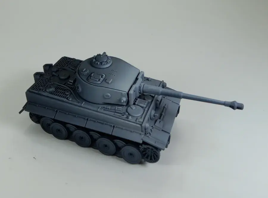 cenital light painting military vehicles