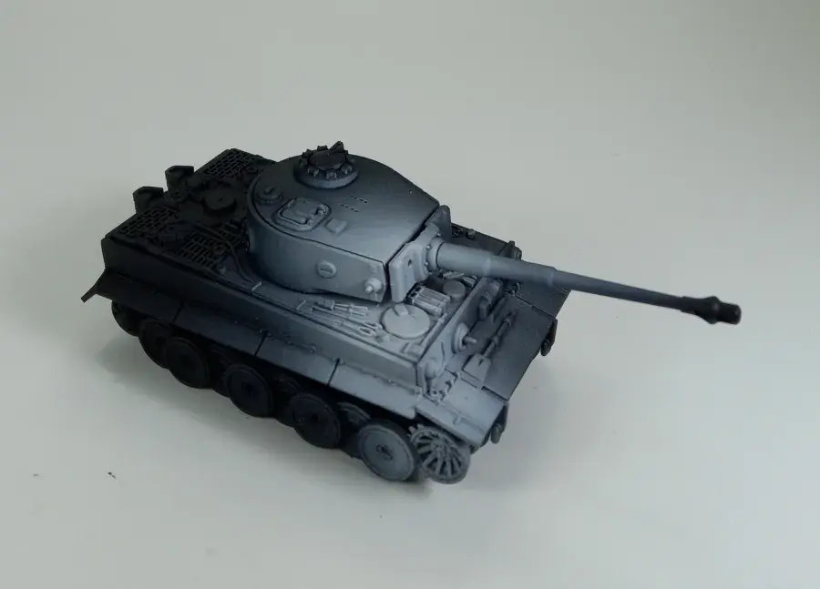 how to illuminate military vehicles for dioramas